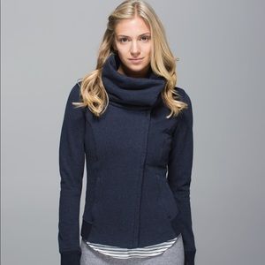 Lululemon Karmacollected Jacket size 10 Navy Blue
